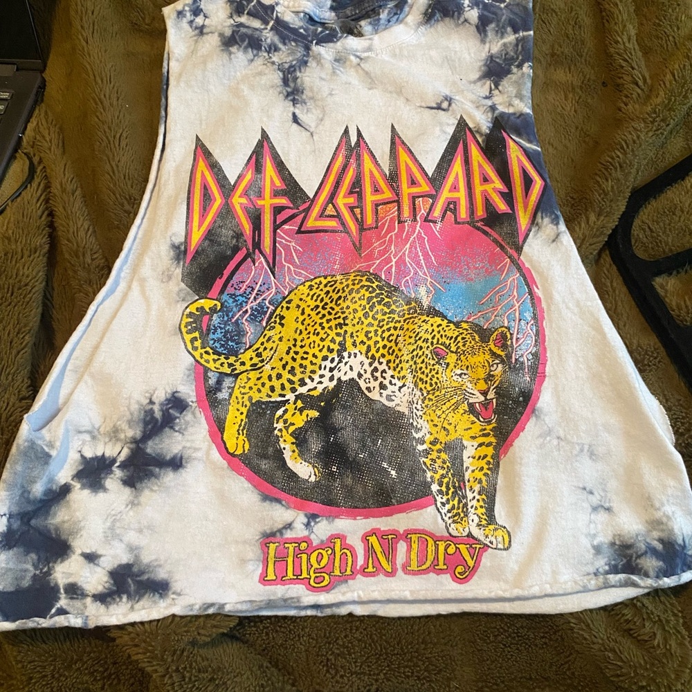 Def Leppard Pastel Leopard tie-dye muscle tank top